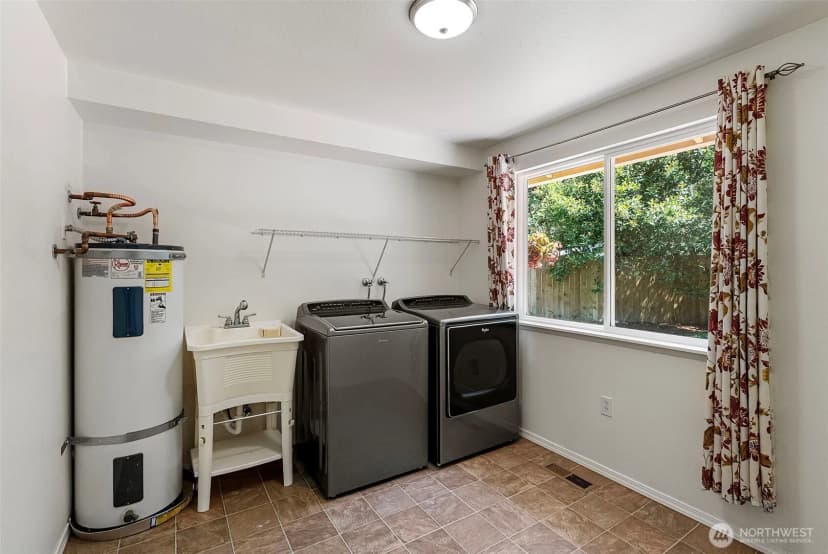 Property photo for 19064 10th Avenue Ne, Poulsbo photo 19