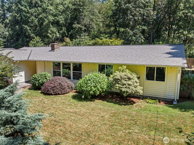 Property photo for 19064 10th Avenue Ne, Poulsbo photo 4