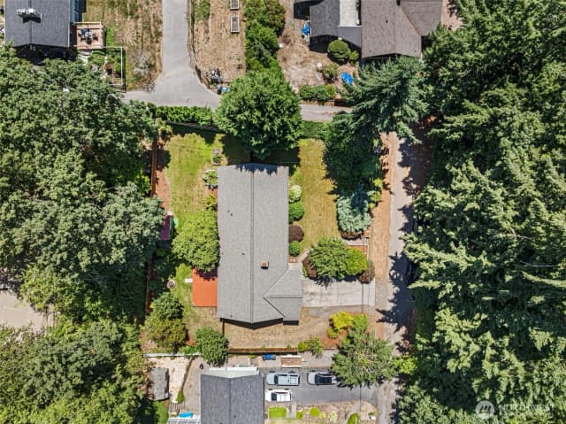 Property photo for 19064 10th Avenue Ne, Poulsbo photo 3