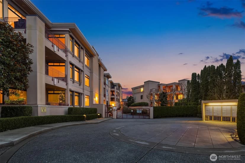 Property photo for 530 Lake Street S #h202, Kirkland photo 36