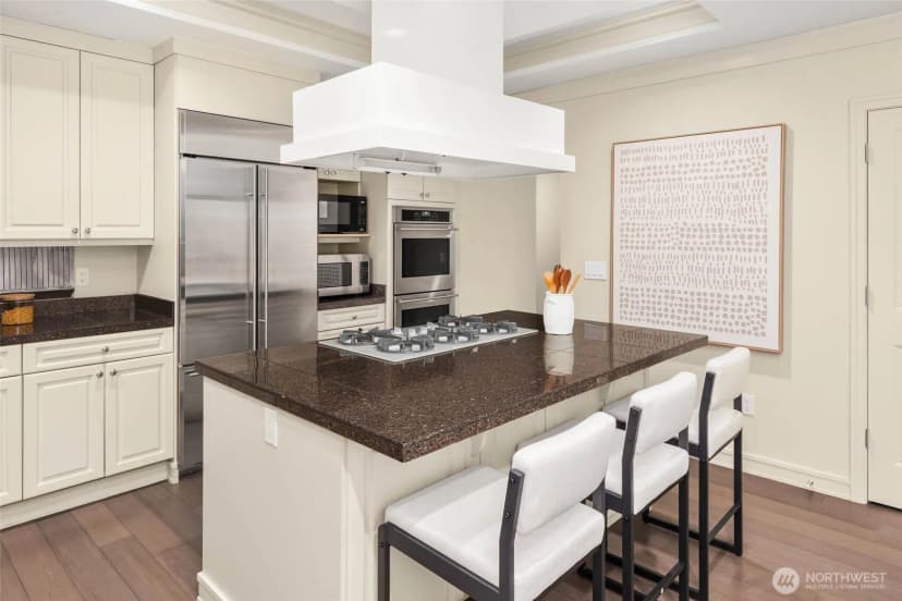 Property photo for 530 Lake Street S #h202, Kirkland photo 13