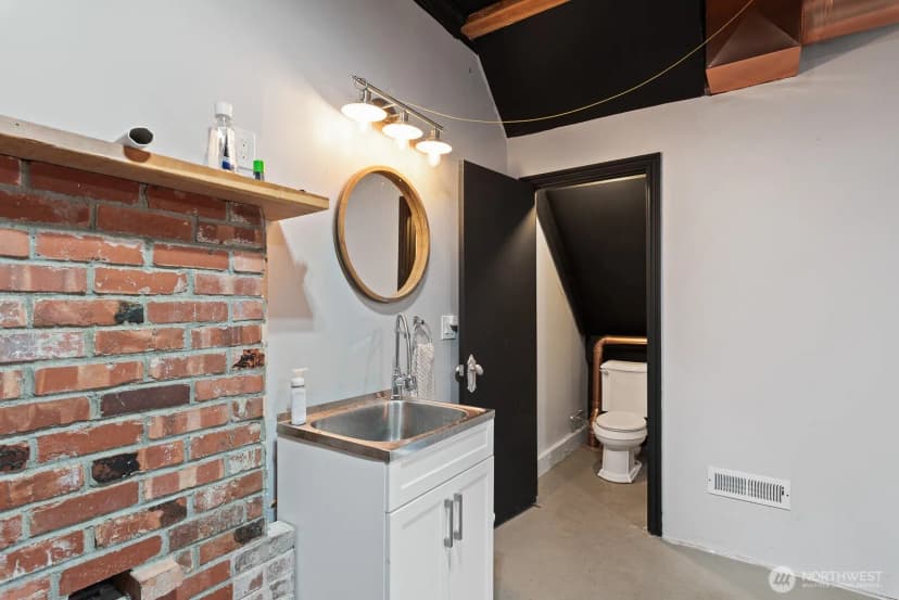 Property photo for 6818 Gibralter Place, Anacortes photo 29