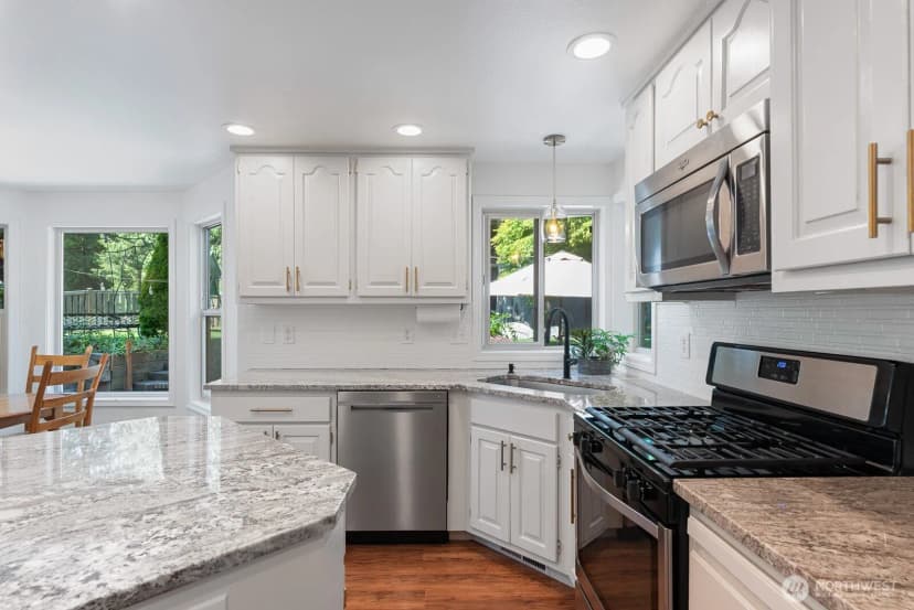 Property photo for 6818 Gibralter Place, Anacortes photo 8