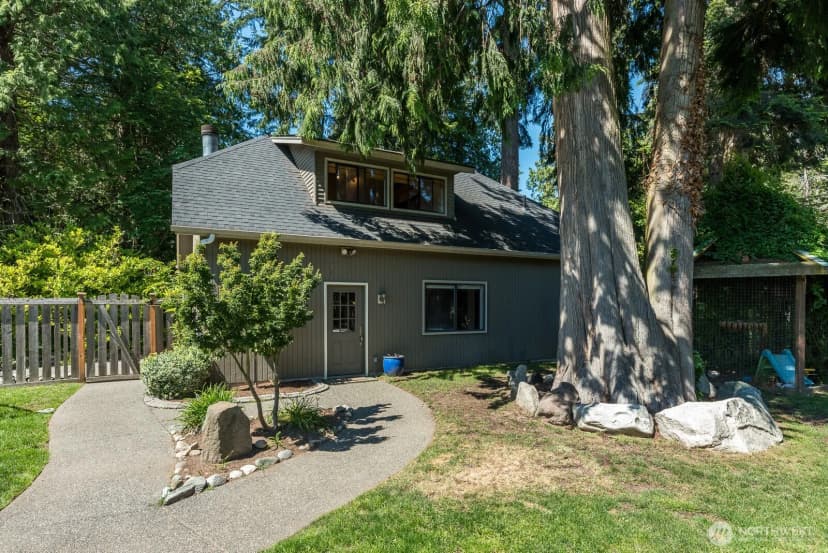 Property photo for 6818 Gibralter Place, Anacortes photo 26