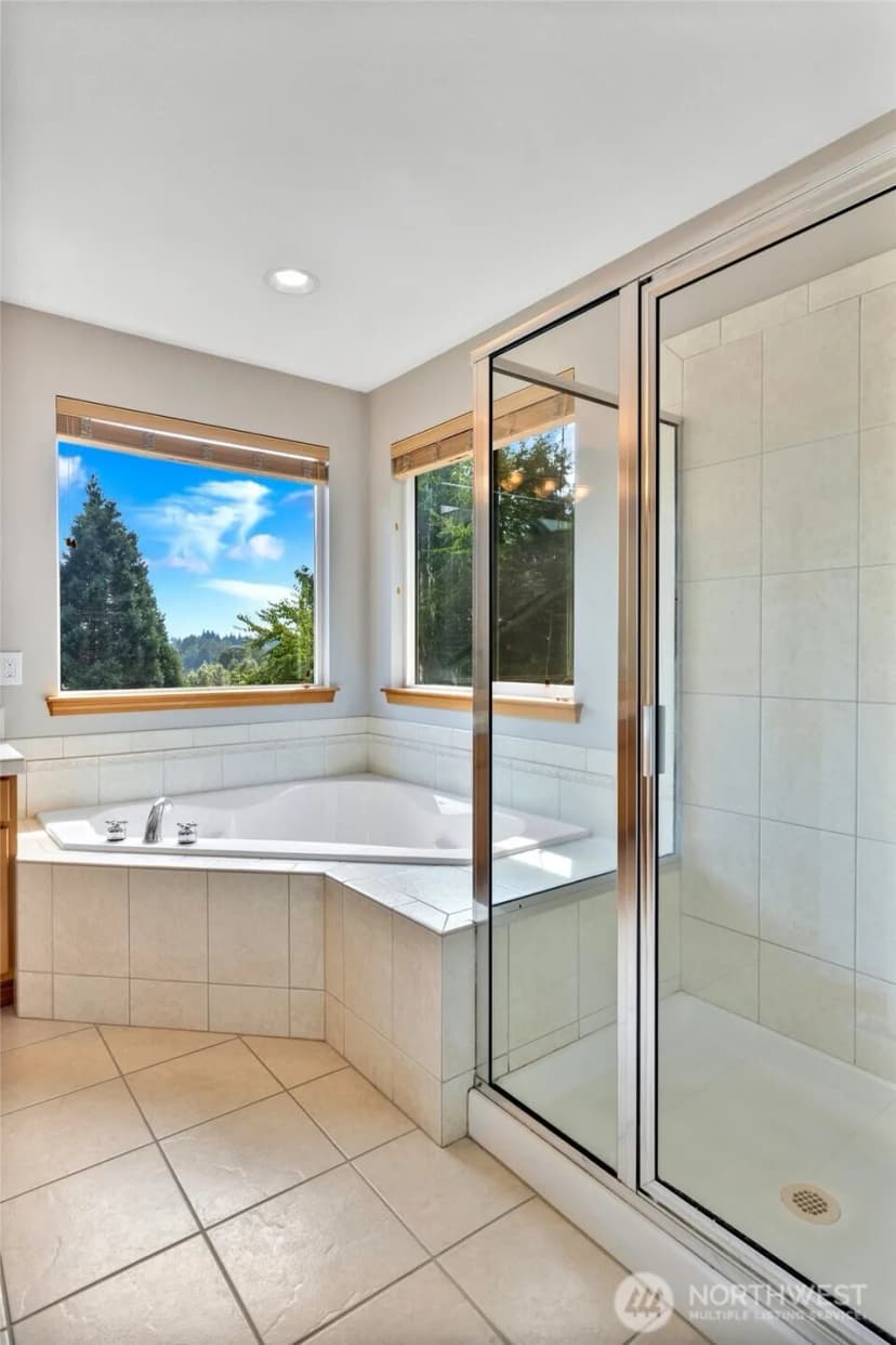 Property photo for 308 170th Place Se, Bothell photo 27