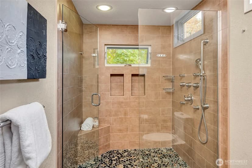 Property photo for 910 6th Place S, Kirkland photo 25