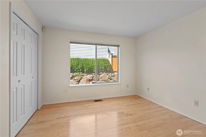 Property photo for 32708 19th Place Sw, Federal Way photo 10