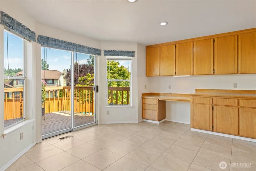 Property photo for 32708 19th Place Sw, Federal Way photo 13