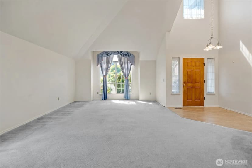 Property photo for 32708 19th Place Sw, Federal Way photo 5