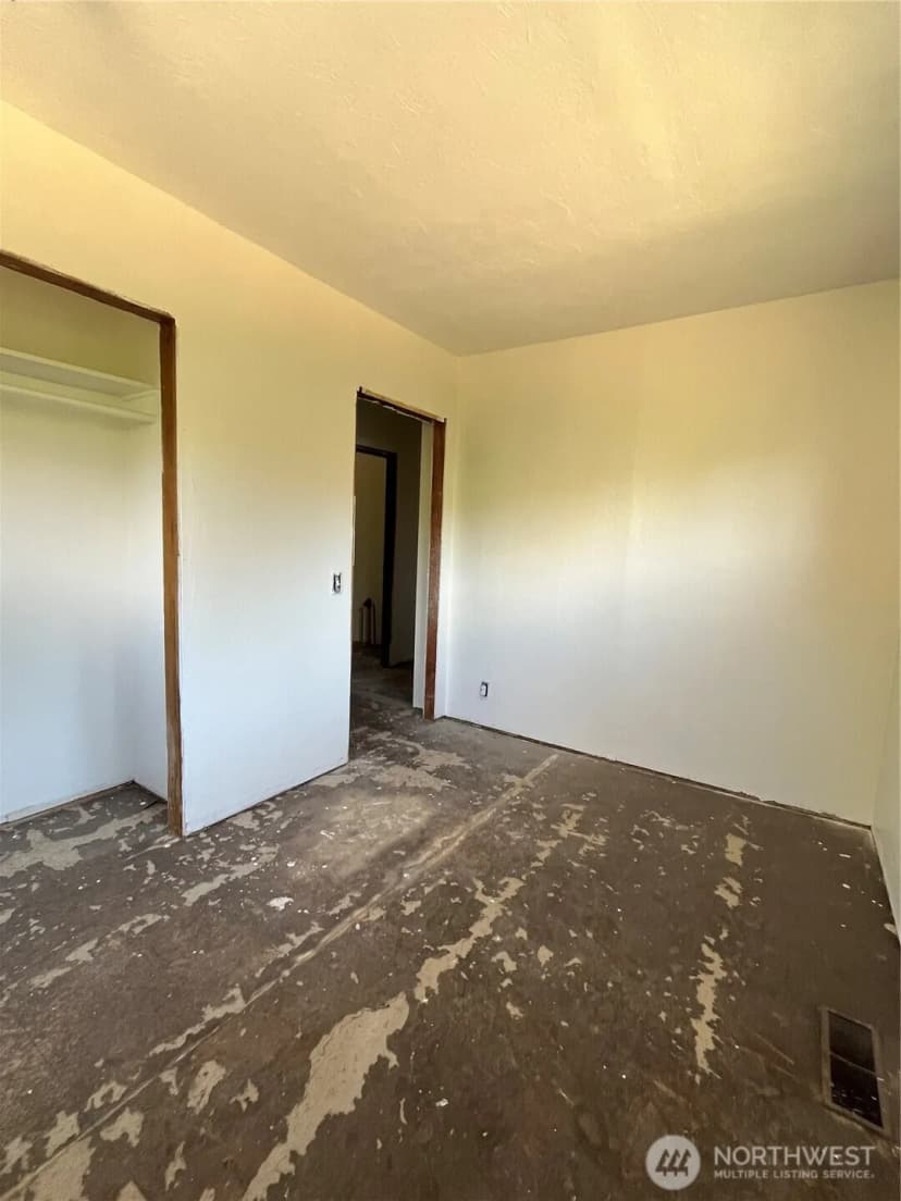 Property photo for 3818 Sundown Drive, Bremerton photo 24