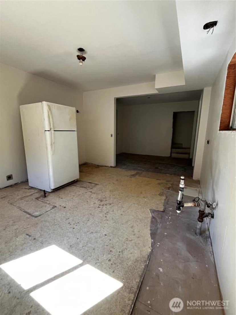 Property photo for 3818 Sundown Drive, Bremerton photo 17