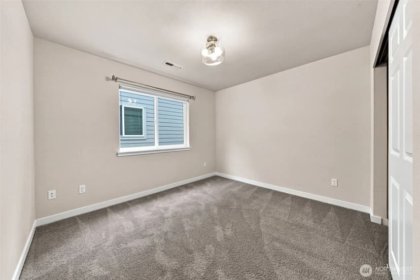 Property photo for 4327 Dudley Drive Ne, Lacey photo 26