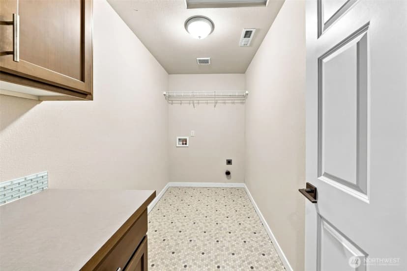 Property photo for 4327 Dudley Drive Ne, Lacey photo 28