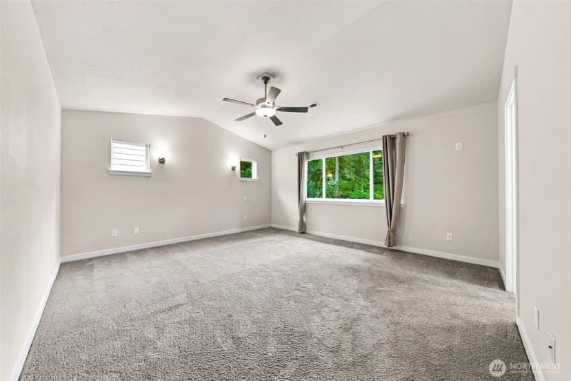 Property photo for 4327 Dudley Drive Ne, Lacey photo 20