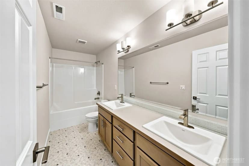 Property photo for 4327 Dudley Drive Ne, Lacey photo 27