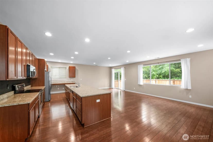 Property photo for 3952 Campus Willows Loop Ne, Lacey photo 11