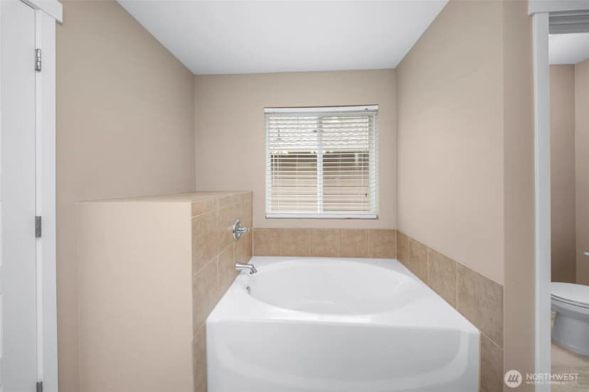 Property photo for 3952 Campus Willows Loop Ne, Lacey photo 23