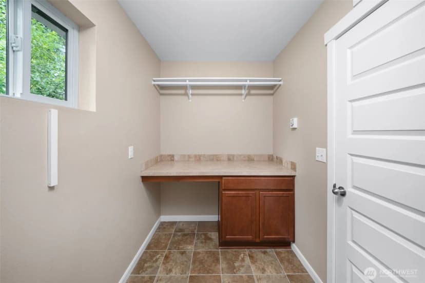 Property photo for 3952 Campus Willows Loop Ne, Lacey photo 32