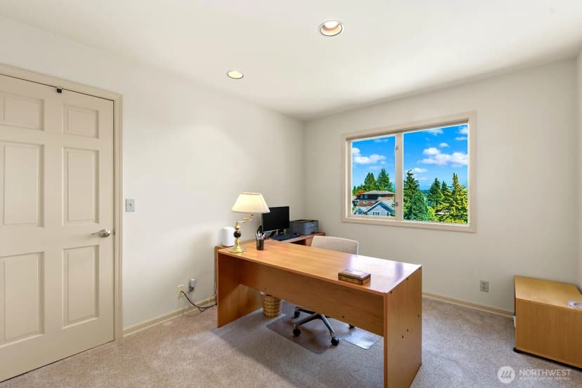 Property photo for 19004 64th Avenue Ne, Kenmore photo 30