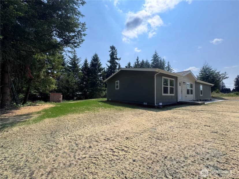 Property photo for 14011 123 Avenue Se, Yelm photo 5