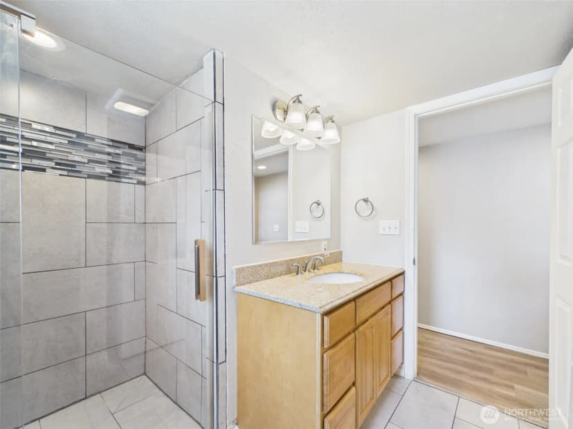 Property photo for 2906 16th Street, Everett photo 20