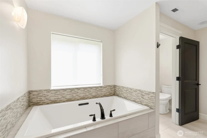 Property photo for 20126 Se 308th Street, Kent photo 12