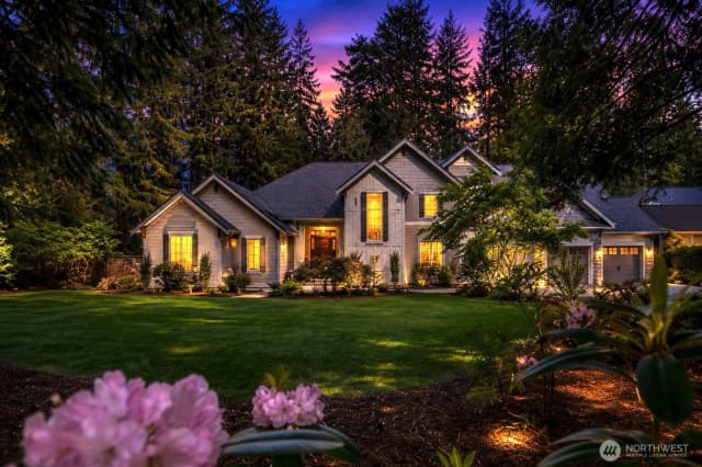 Property photo for 13266 Ne 47th Street, Bellevue