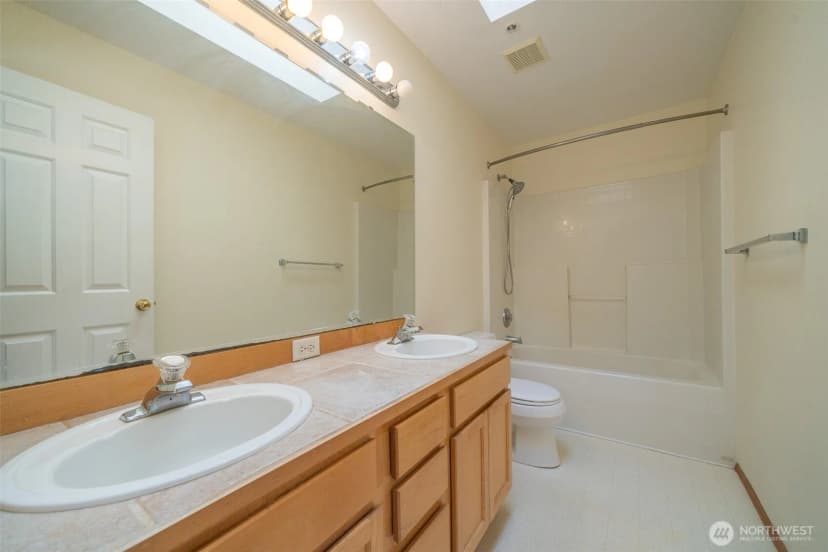 Property photo for 19503 22nd Avenue Se #2, Bothell photo 15