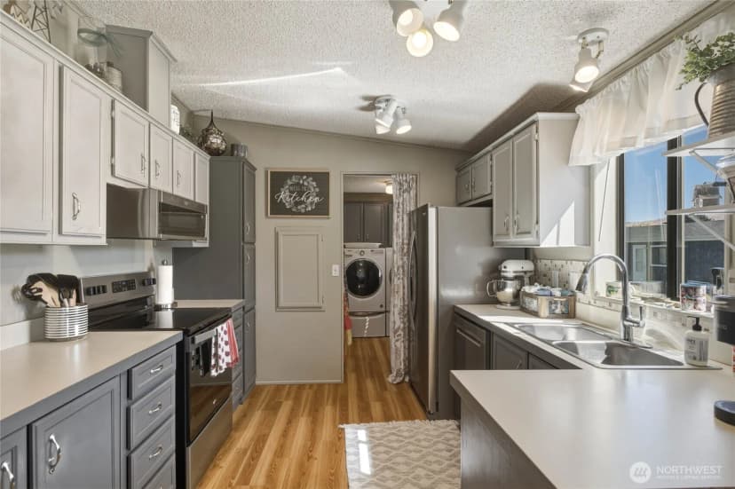 Property photo for 1307 Glacier Place #65, Wenatchee photo 8
