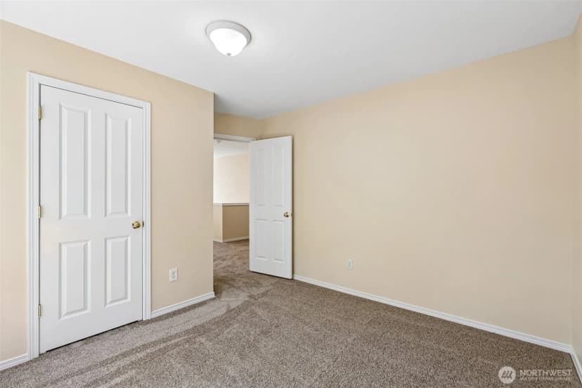 Property photo for 22754 Ne 94th Way, Redmond photo 22