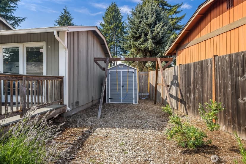 Property photo for 11119 Ne 142nd Street, Kirkland photo 31