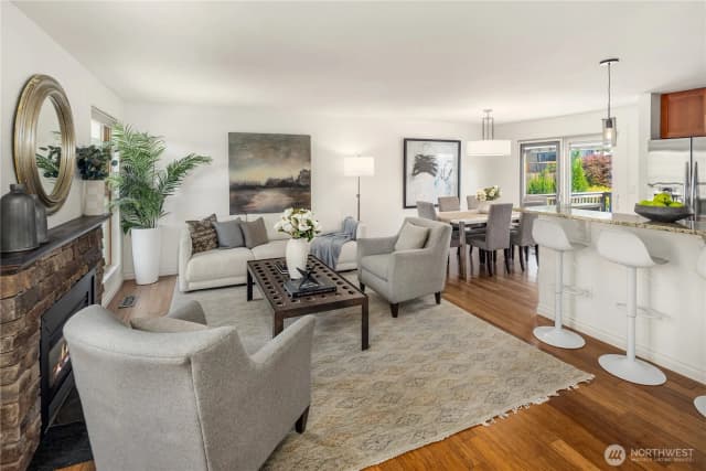 Property photo for 11119 Ne 142nd Street, Kirkland photo 5
