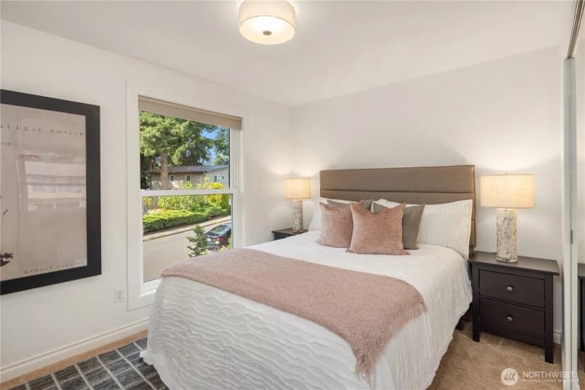 Property photo for 11119 Ne 142nd Street, Kirkland photo 19