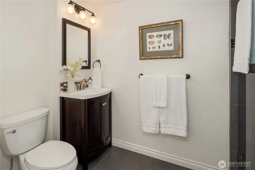 Property photo for 11119 Ne 142nd Street, Kirkland photo 25