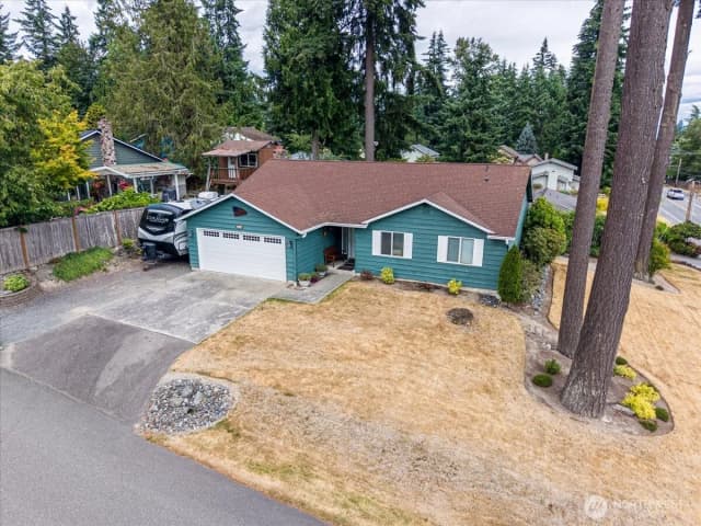 Property photo for 5027 126th Street Se, Everett photo 2