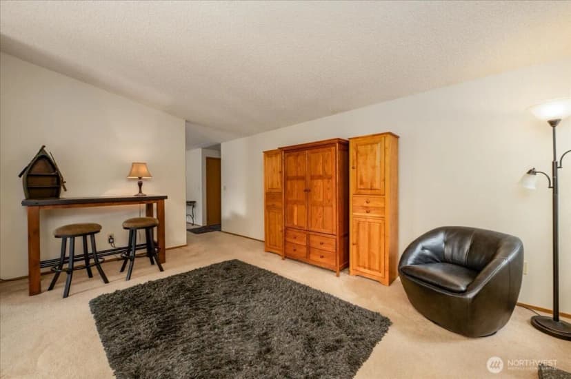 Property photo for 5027 126th Street Se, Everett photo 12
