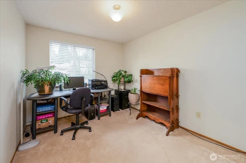 Property photo for 5027 126th Street Se, Everett photo 22