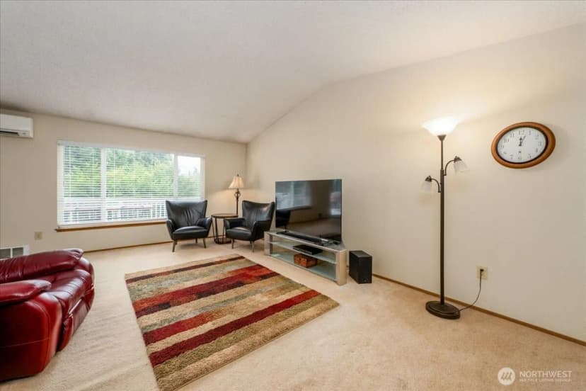 Property photo for 5027 126th Street Se, Everett photo 7