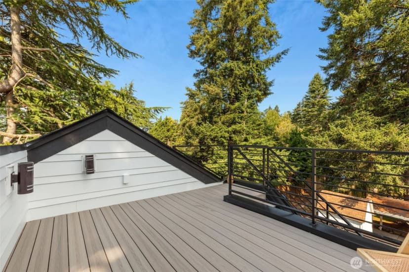 Property photo for 12713 4th Avenue Nw, Seattle photo 32
