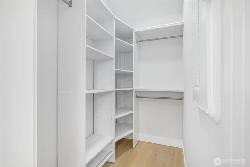 Property photo for 12713 4th Avenue Nw, Seattle photo 31