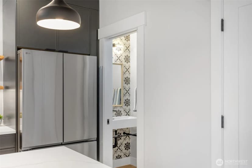Property photo for 12713 4th Avenue Nw, Seattle photo 19