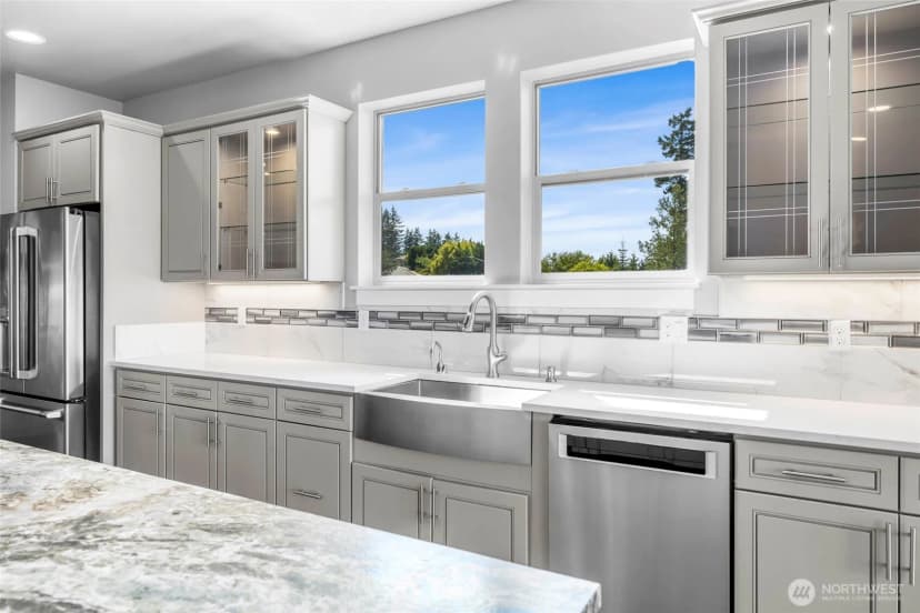 Property photo for 1505 Harbor View Court, Anacortes photo 16
