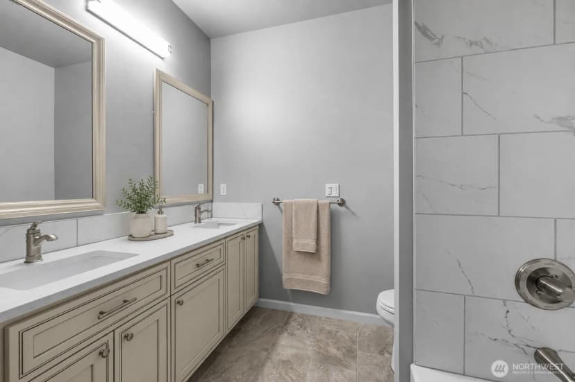 Property photo for 1505 Harbor View Court, Anacortes photo 27