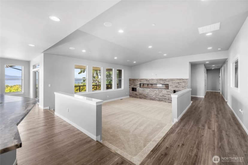 Property photo for 1505 Harbor View Court, Anacortes photo 9
