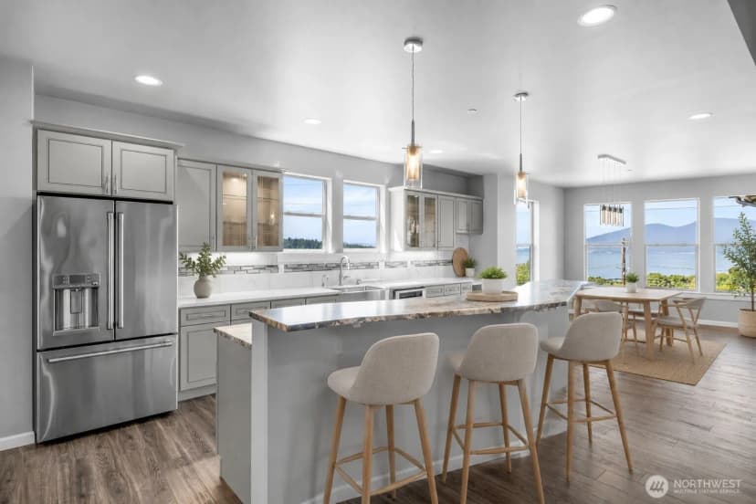 Property photo for 1505 Harbor View Court, Anacortes photo 15
