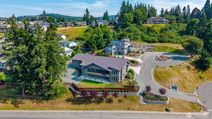 Property photo for 1505 Harbor View Court, Anacortes photo 8