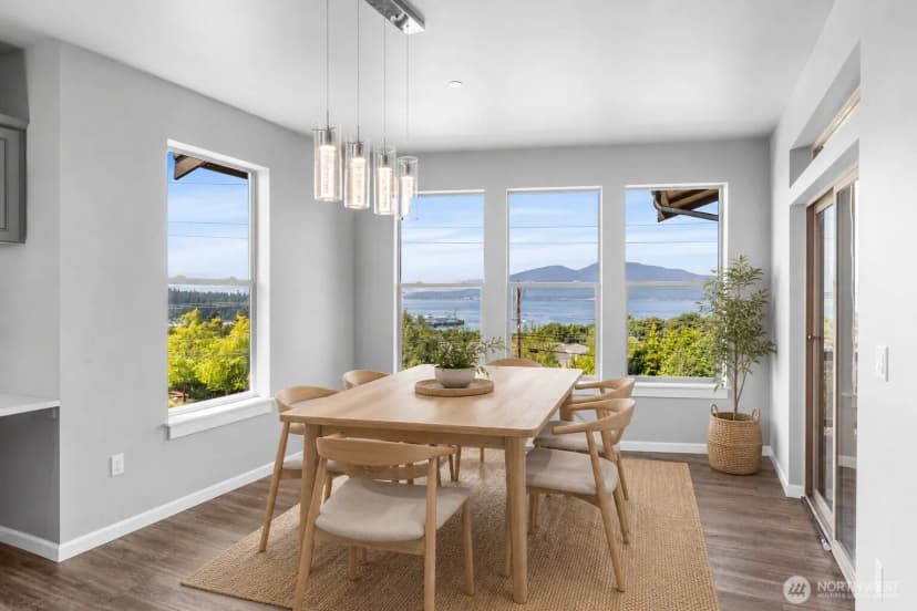 Property photo for 1505 Harbor View Court, Anacortes photo 18