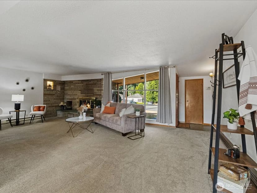 Property photo for 4507 Rucker Avenue, Everett photo 8