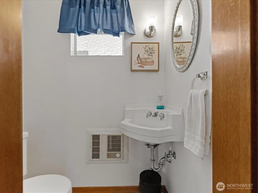 Property photo for 4507 Rucker Avenue, Everett photo 16