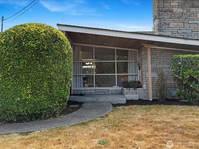 Property photo for 4507 Rucker Avenue, Everett photo 3